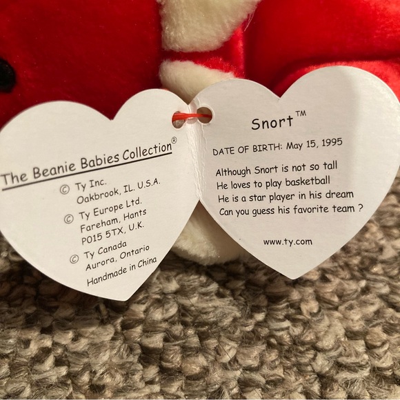 NWT Vintage TY Snort Beanie Baby ‘Date of Birth May 15, 1995’ Measures 10 inches - Picture 8 of 11